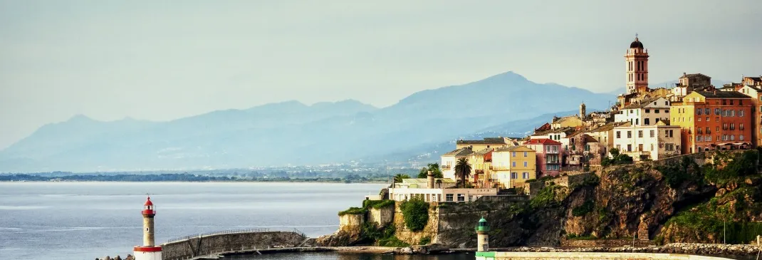 Küste in Bastia, Frankreich.